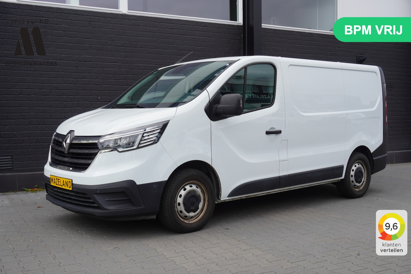 Renault Trafic - 2.0 dCi 130PK EURO 6 - Airco - Navi - Cruise - €15.950,- Excl. - AutoWereld.nl