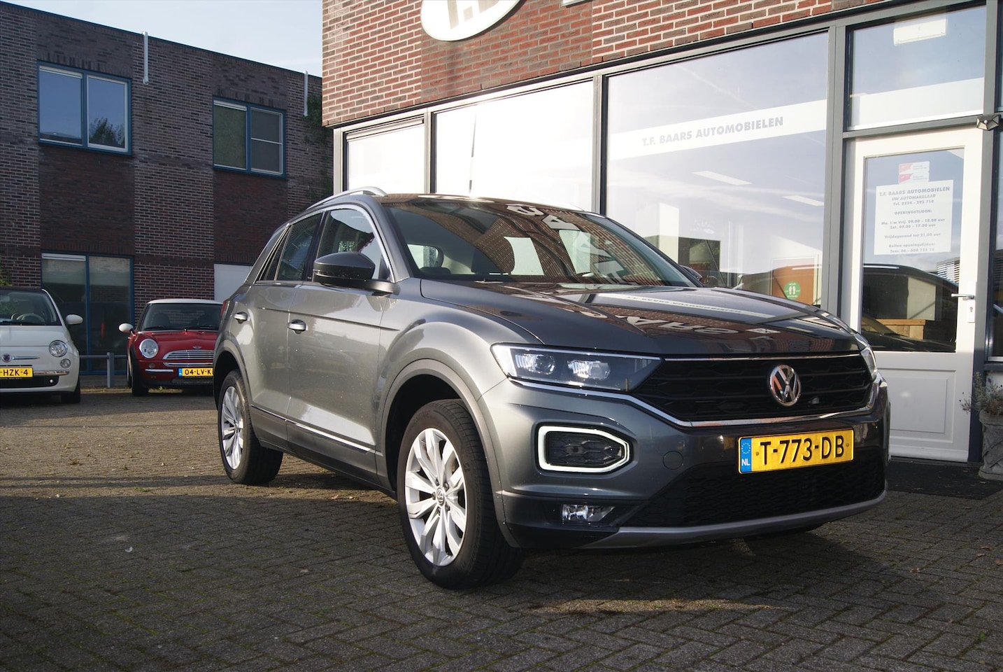 Volkswagen T-Roc - 1.5 TSI 150pk T-Roc Sport - AutoWereld.nl