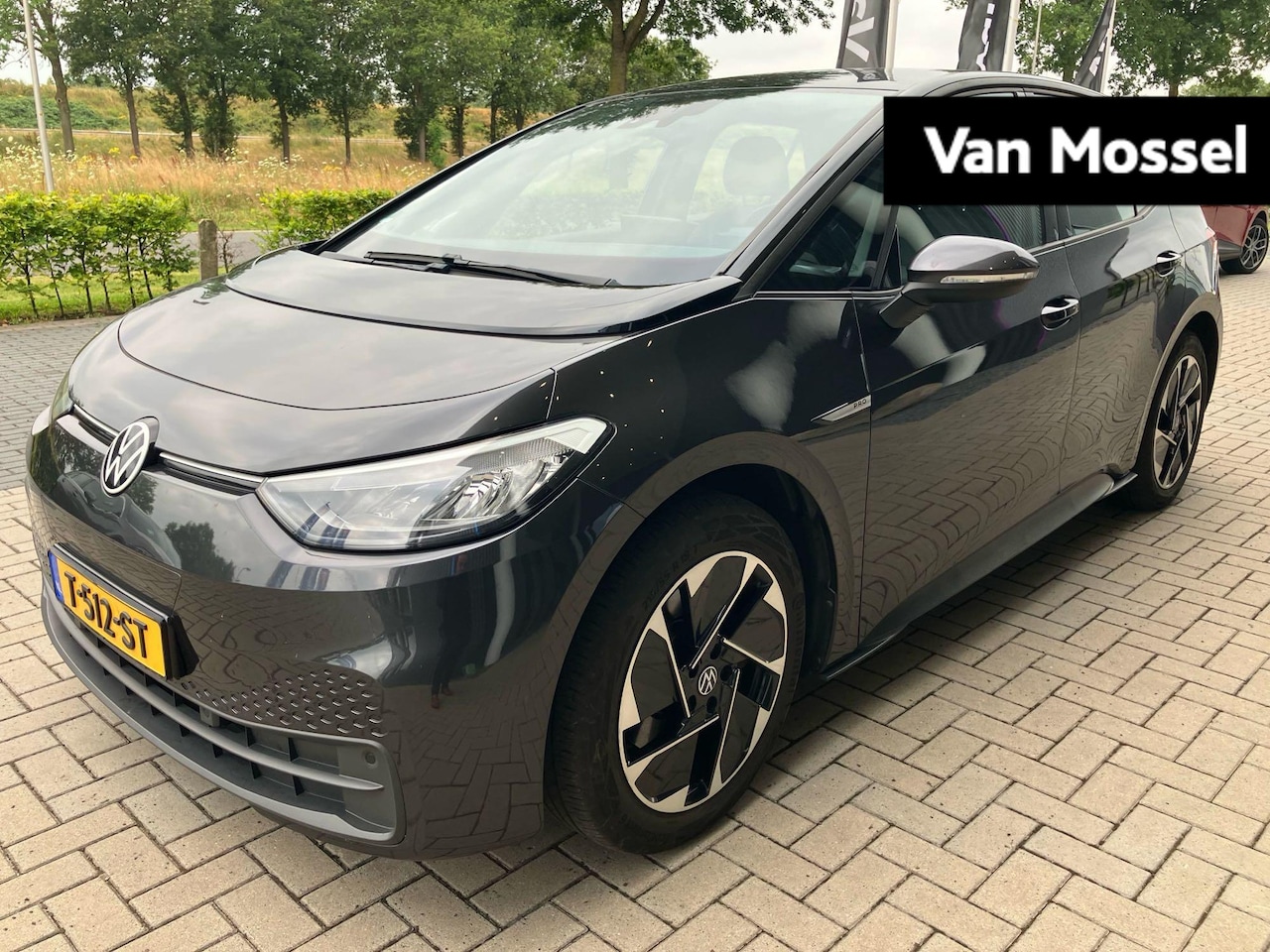 Volkswagen ID.3 - Life 58 kWh 204 PK | SoH 89% | Automaat | Navigatie | Parkeersenoren | Apple Carplay | And - AutoWereld.nl