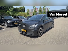 Volkswagen ID.3 - Pro S 77 kWh 204 PK | SoH ..% | Automaat | 360 Camera | Navigatie | Stoelverwarming | LED