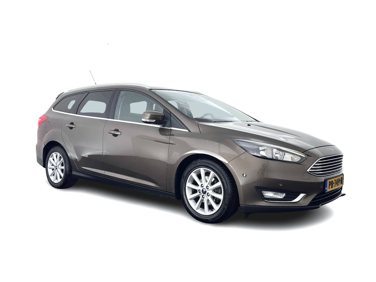Ford Focus Wagon - 1.5 TDCI Titanium Aut. *NAVI-FULLMAP | HEATED-COMFORTSEATS | BLIND-SPOT | CAMERA | KEYLESS - AutoWereld.nl