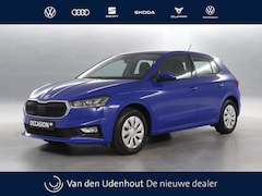 Skoda Fabia - 1.0 TSI 95pk Essence / Navigatie via App Connect / Parkeersensoren