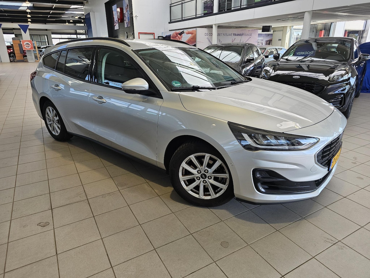 Ford Focus Wagon - 1.0 EcoBoost Hybrid ST Line 1.0 EcoBoost Hybrid ST Line - AutoWereld.nl
