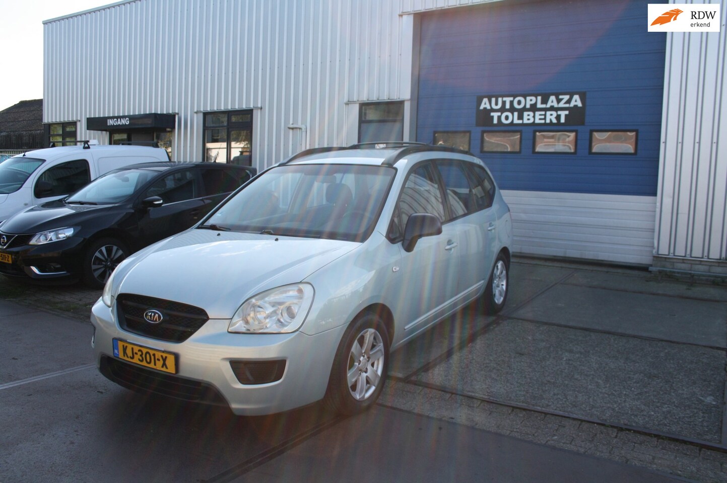 Kia Carens - 2.0 CVVT X-pect *BJ'09*GAS/G3*AIRCO*EXPORT* - AutoWereld.nl