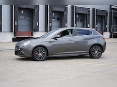 Alfa Romeo Giulietta - 1.4 T Distinctive QV-Line