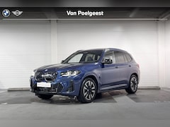 BMW iX3 - Executive | Stoelverwarming | Panoramadak | Achteruitrijcamera | Driving Assistant Profess