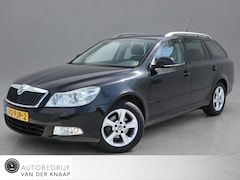 Skoda Octavia Combi - 1.4 TSI Elegance Business Line Lees tekst | Leder | Clima | Cruise | Multimedia/Navi | PDC