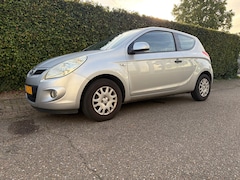 Hyundai i20 - 1.2i DynamicVersion Airco