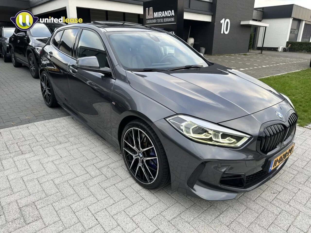 BMW 1-serie - 118i High Executive Edition 118i High Executive Edition - AutoWereld.nl