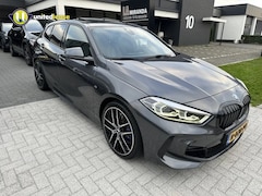 BMW 1-serie - 118i High Executive Edition