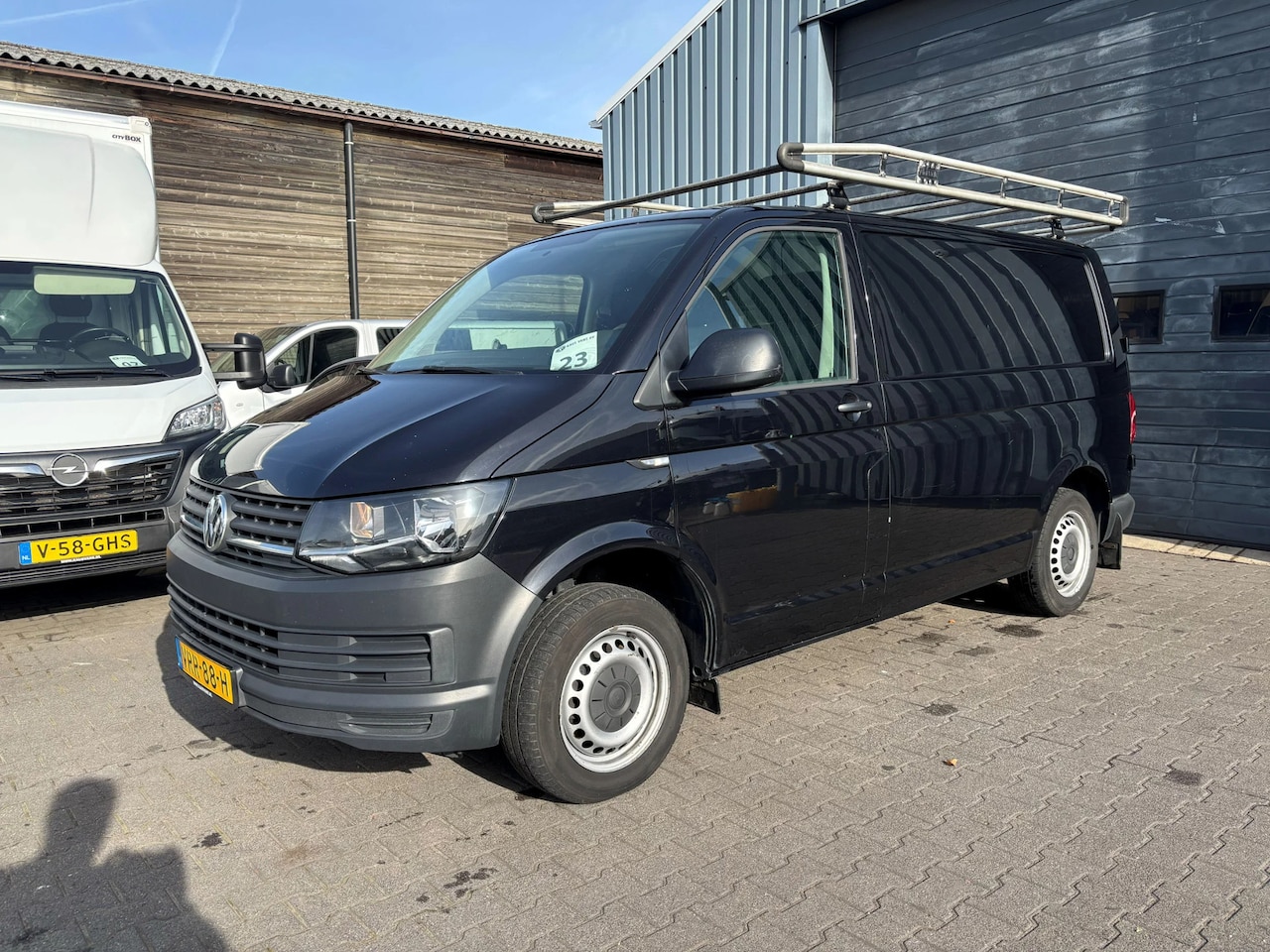 Volkswagen Transporter - 2.0 TDI L1 Airco AHK - AutoWereld.nl