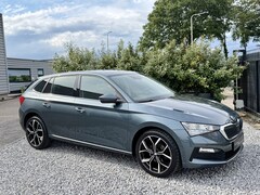 Skoda Scala - 1.0 TSI DSG Ambition Navi|Carplay|LED|Stoelverw Grijs