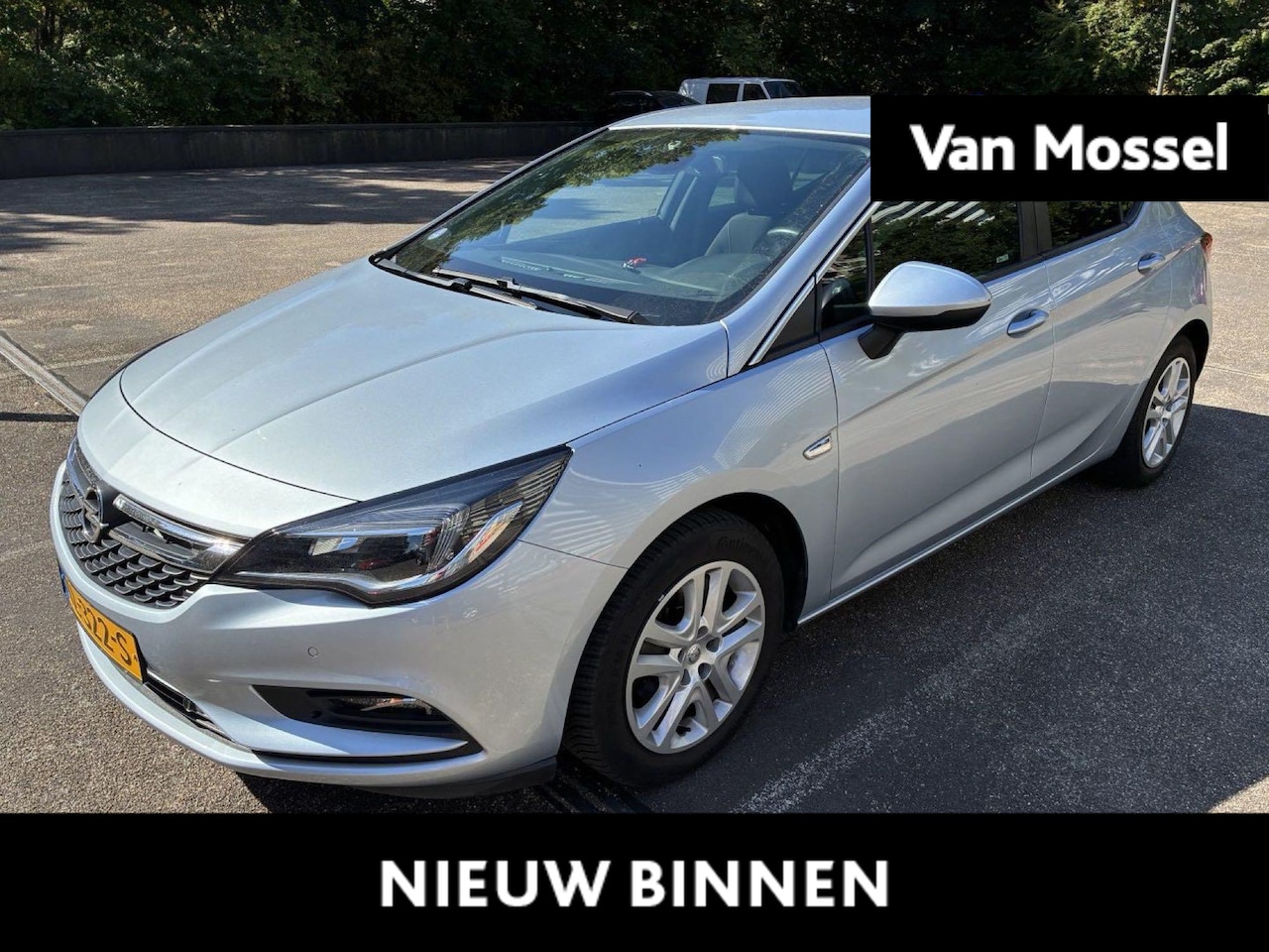 Opel Astra - 1.0 Online Edition | Airco | PDC | Trekhaak | Cruise Control | Navi | - AutoWereld.nl