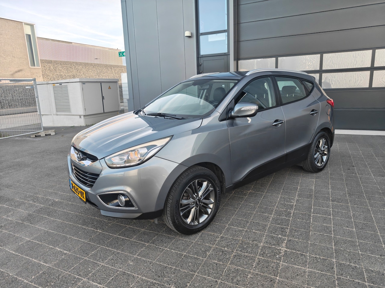 Hyundai ix35 - 2.0i i-Vision 2.0i i-Vision,Climate control,Parkeersensoren,Stoelverwarming,Cruise control,Achteruitrijc - AutoWereld.nl