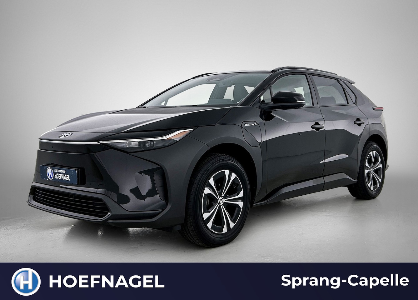 Toyota bZ4X - Dynamic 71 kWh | Inc Winterset | 360 Camera | Adaptive Cruise | Stoel-/Stuurverwarming | - AutoWereld.nl