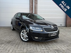 Skoda Octavia - 1.4 TSI Greentech Elegance Businessline Dealer oh/Nap/Dsg/Trekhaak/Garantie