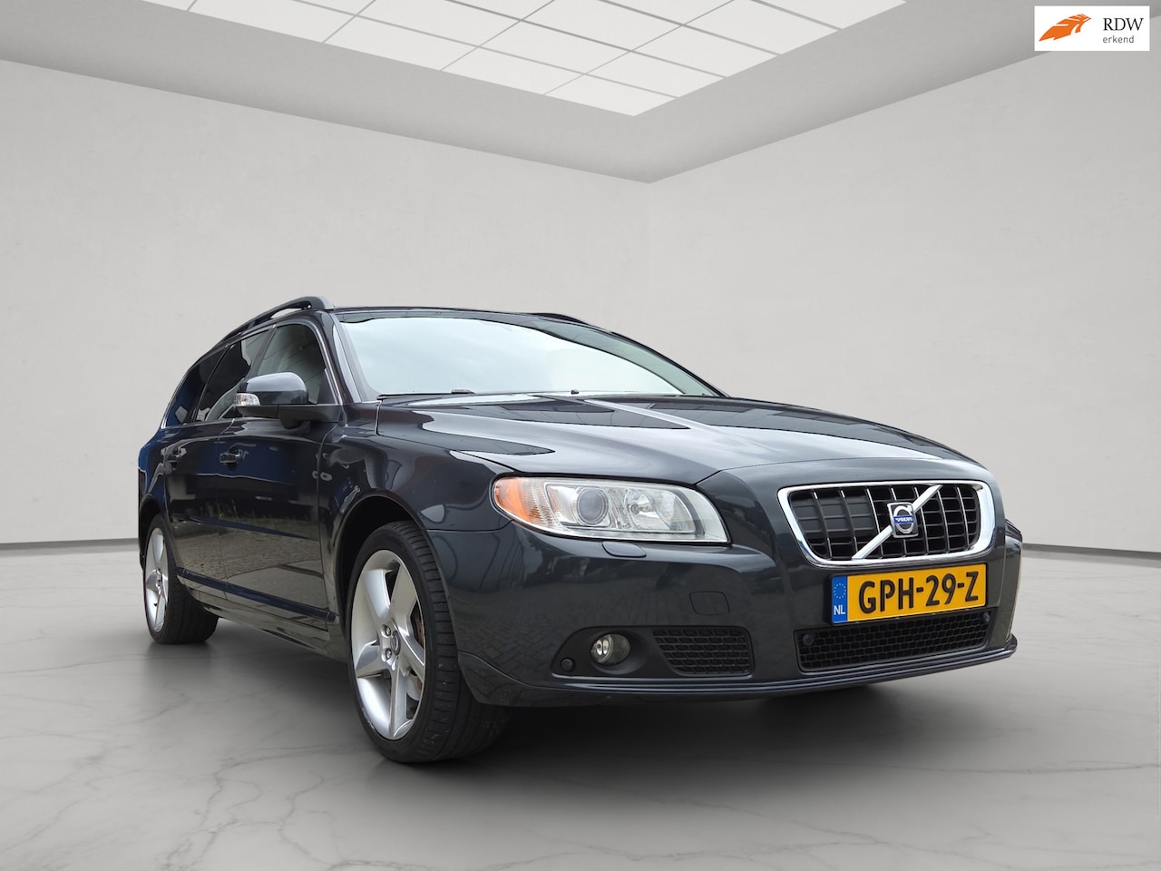 Volvo V70 - 3.0 T6 AWD Momentum 3.0 T6 AWD Momentum - AutoWereld.nl