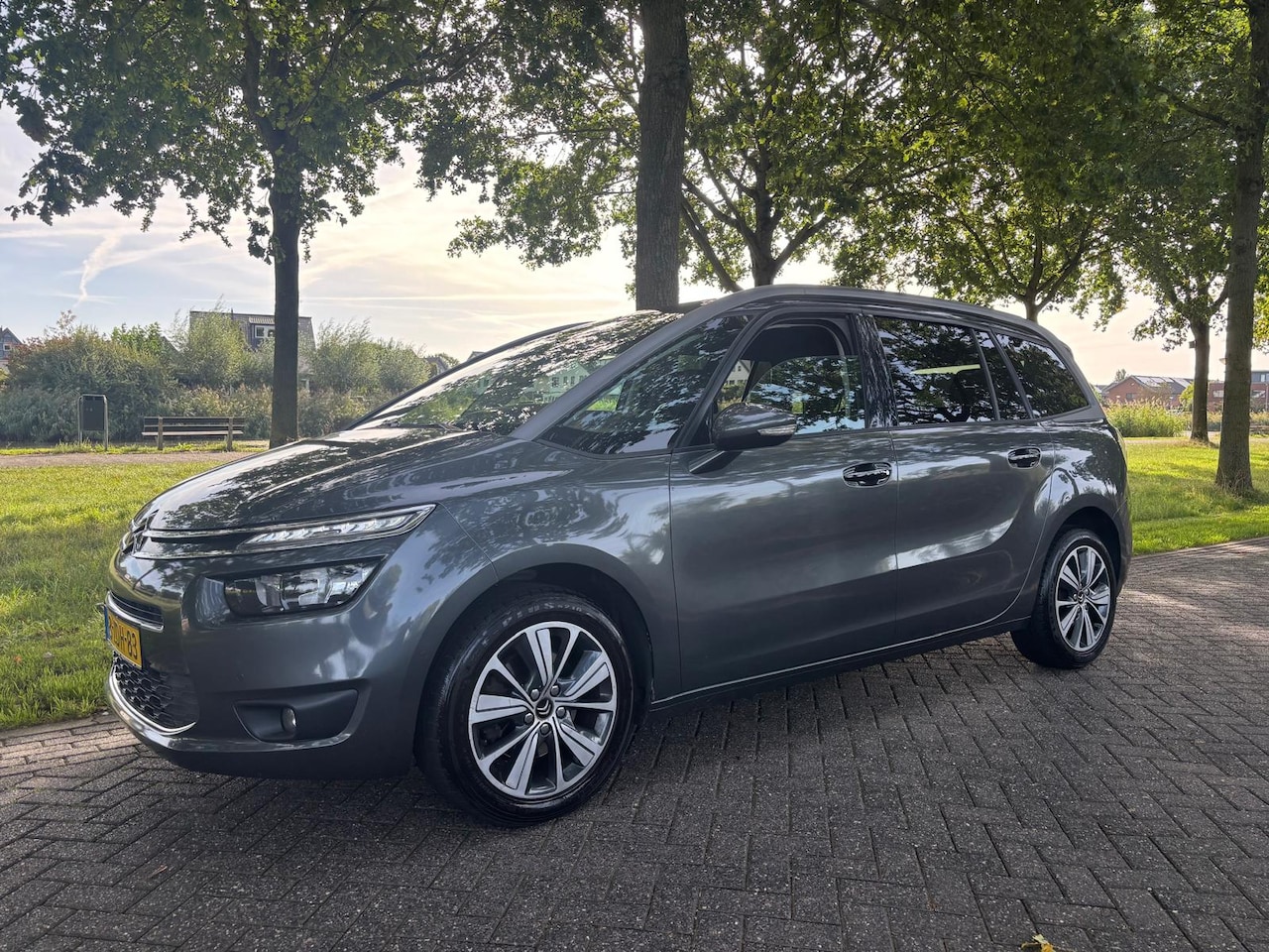 Citroën Grand C4 Picasso - 1.6 e-THP Business 1.6 e-THP Business - AutoWereld.nl