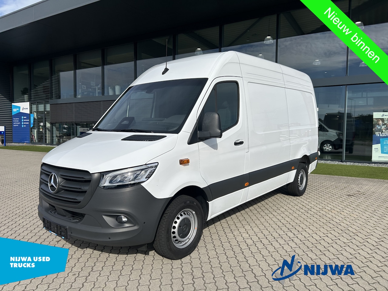 Mercedes-Benz Sprinter - 170 L2H2 Automaat + Carplay - AutoWereld.nl