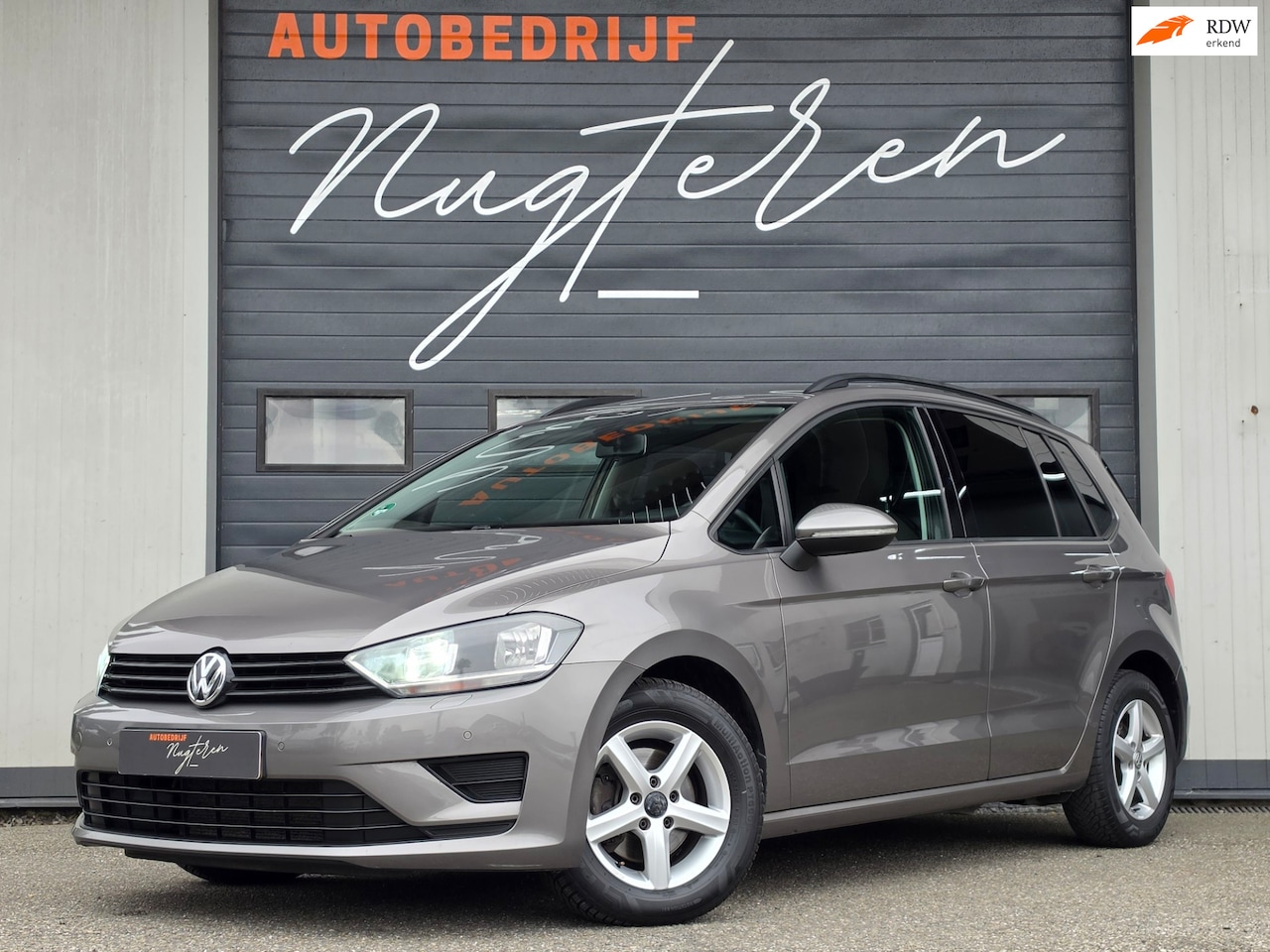 Volkswagen Golf Sportsvan - 1.2 TSI Comfortline|Clima|Stoelverw|Apk 10-2027 - AutoWereld.nl
