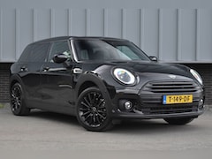 MINI Clubman - 1.5 One Aut. | Xenon/LED | Stoelverwarming | Keyless | Navi | DAB | Black Pack