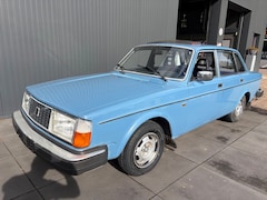 Volvo 240 - 2.1 GL