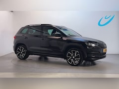 Skoda Karoq - 1.5 TSI DSG ACT Sportline Business Panoramadak Trekhaak Adaptive Cruise Sfeerverlichting
