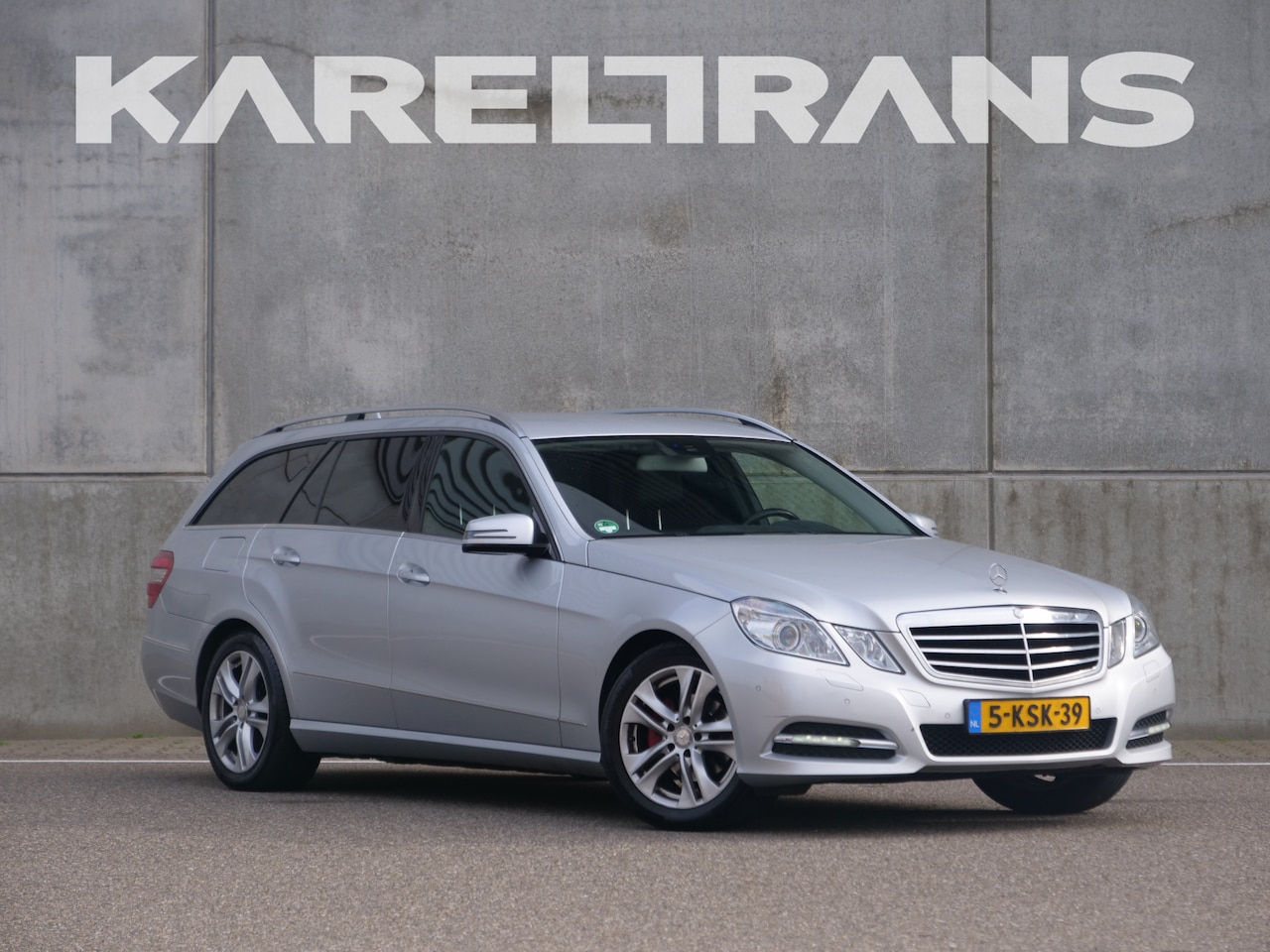 Mercedes-Benz E-klasse Estate - E200 CGI Avantgarde | Navi | xenon | Trekhaak.. - AutoWereld.nl