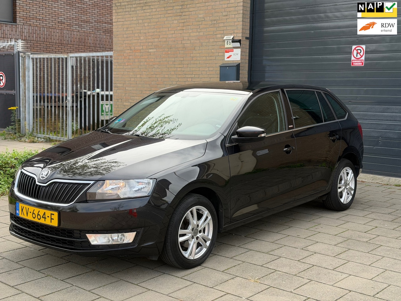 Skoda Rapid Spaceback - 1.2 TSI Greentech JOY Clima Cruise Control stoelverwarming Alcantara trekhaak - AutoWereld.nl