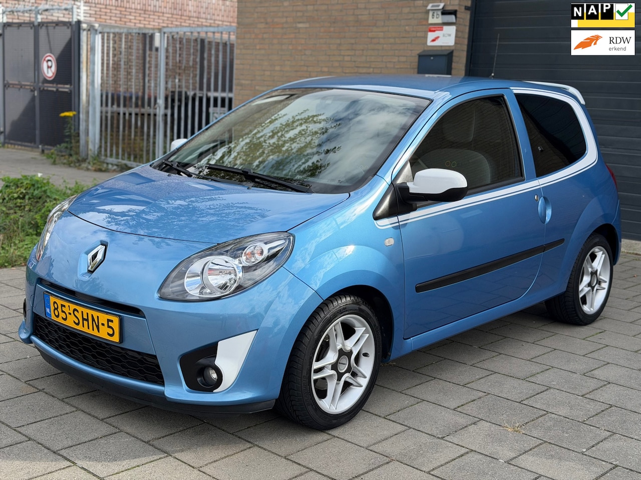 Renault Twingo - 1.2-16V Collection Apk Airco Elekt pakket rijdt Top - AutoWereld.nl