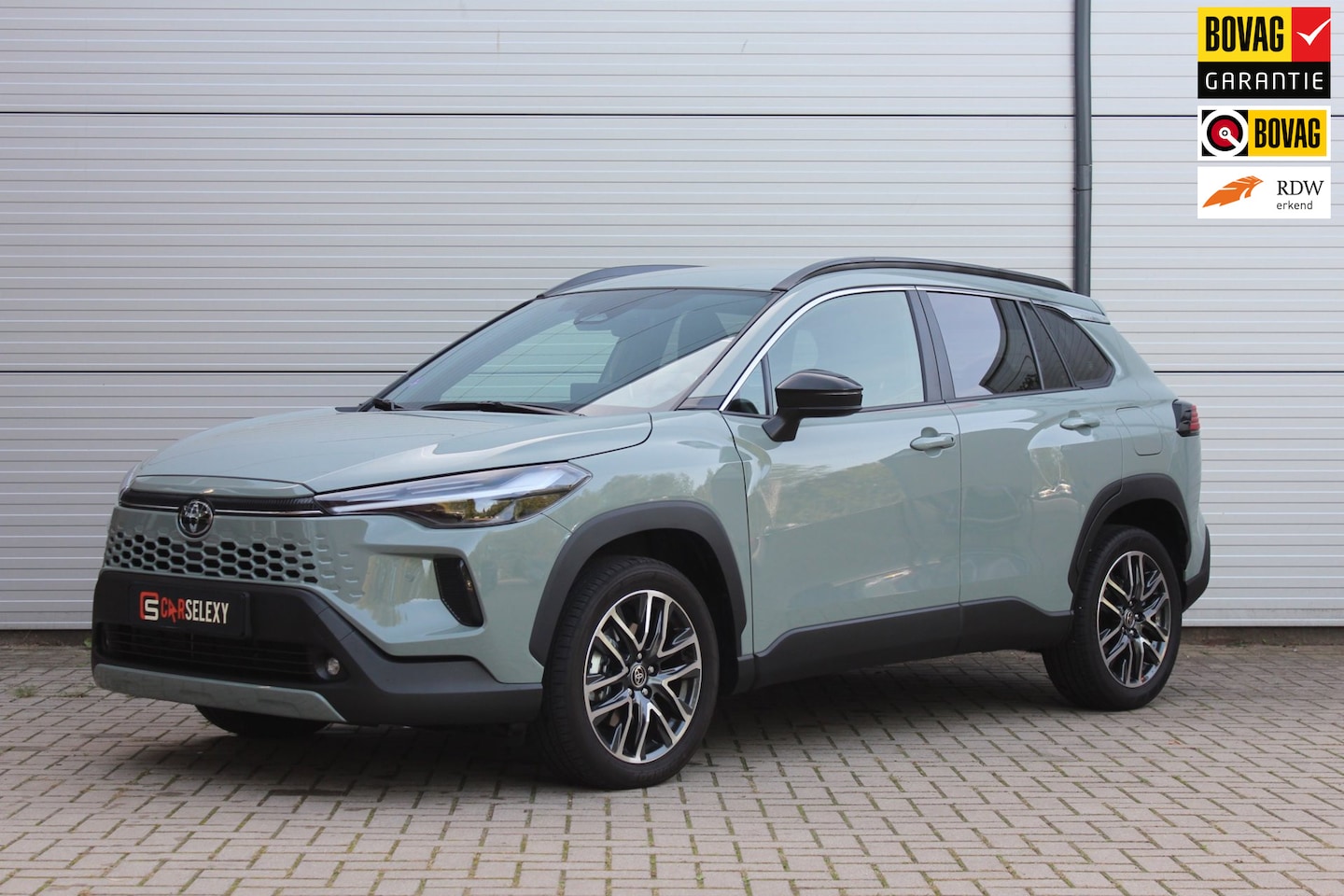 Toyota Corolla Cross - Hybrid 140 Dynamic Trekhaak/winterpakket/CarPlay - AutoWereld.nl