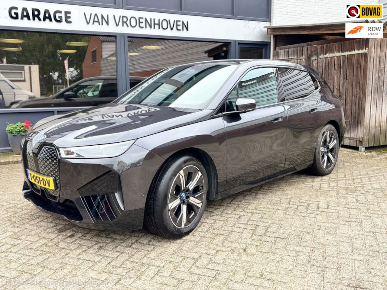 BMW iX - XDrive40 Business Edition Plus 77 kWh - AutoWereld.nl