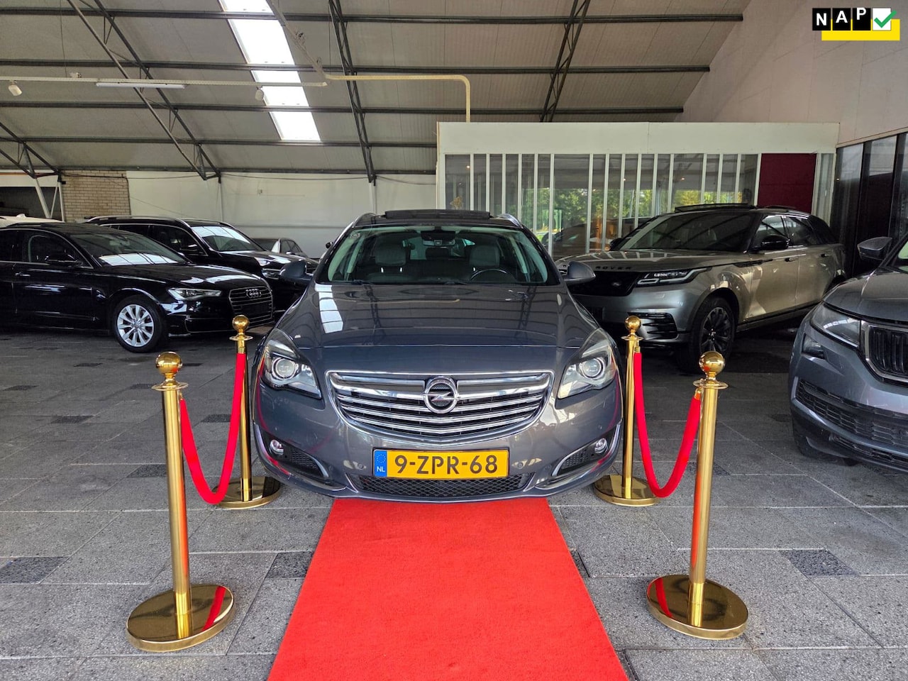 Opel Insignia Sports Tourer - 2.0 CDTI COSMO PANO+ Leder !! - AutoWereld.nl