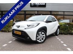 Toyota Aygo X - 1.0 VVT-i S-CVT first | Rijklaar | 'Trekhaak' | Apple/Android | LED | Stoelverw. | Clima |