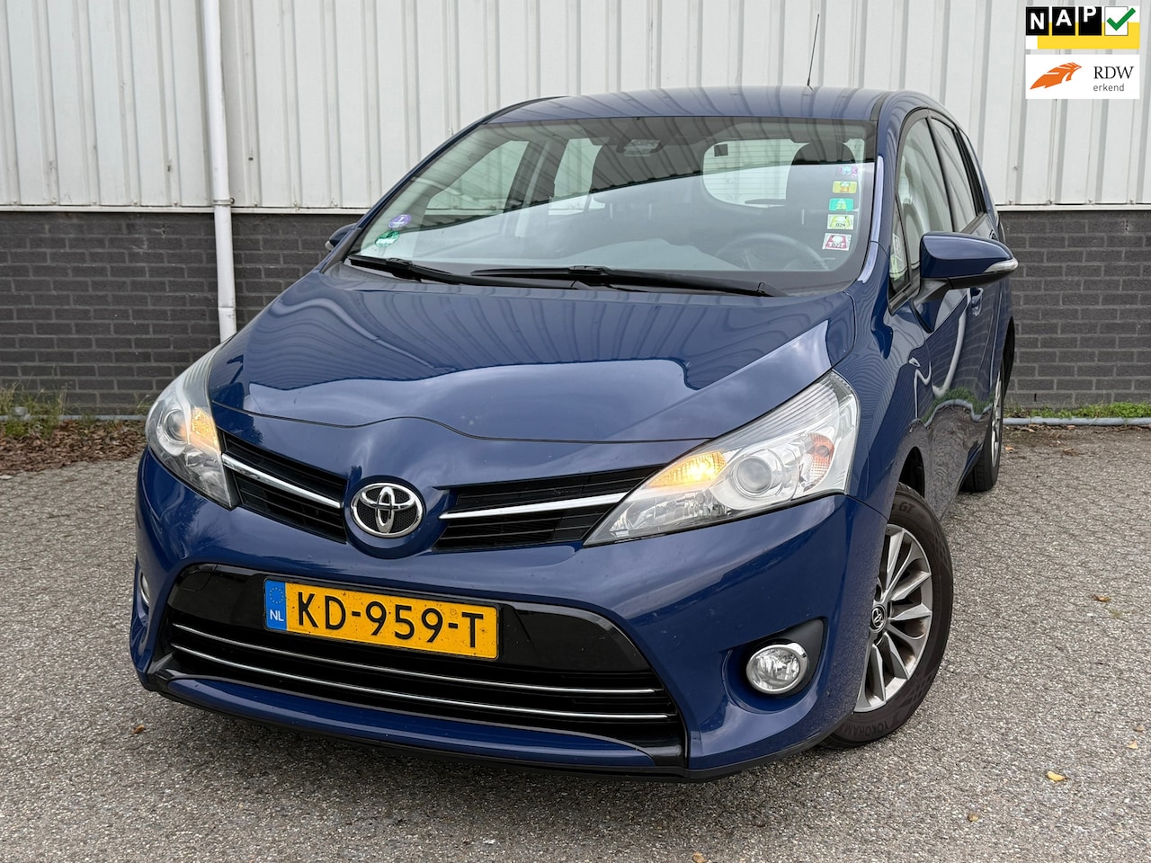 Toyota Verso - 1.8 VVT-i Aspiration Automaat Airco Cruise Trekhaak Xenon - AutoWereld.nl