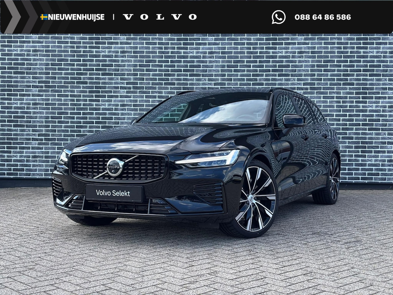 Volvo V60 - 2.0 T6 Plug-in hybrid AWD Ultra Dark | Google | Long Range | Schuif-/Kanteldak | Adaptieve - AutoWereld.nl