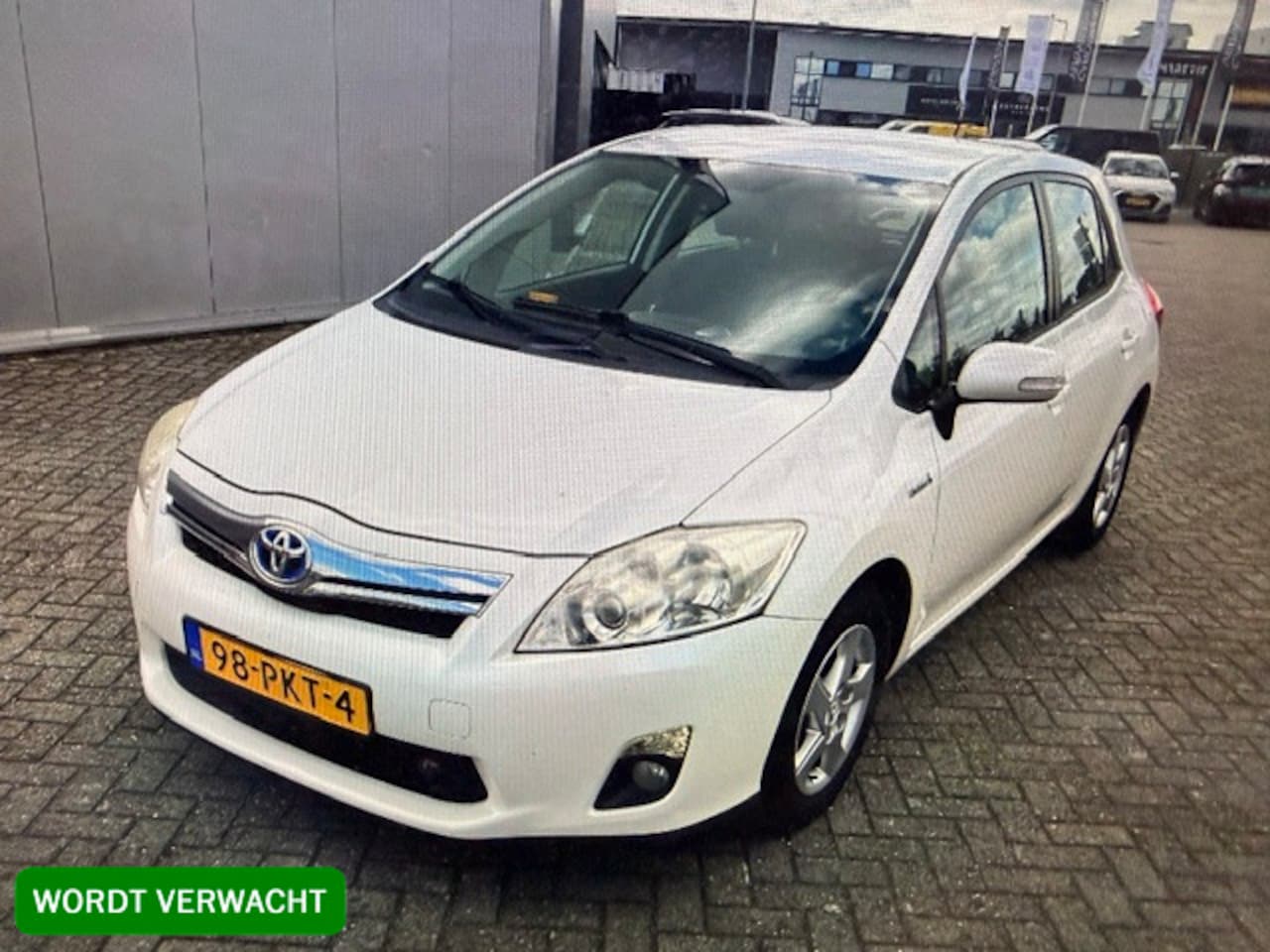 Toyota Auris - 1.8 Full Hybrid Aspiration 2011 NAP 267.387km Cruise Control, Sportvelgen, Afneembare trek - AutoWereld.nl
