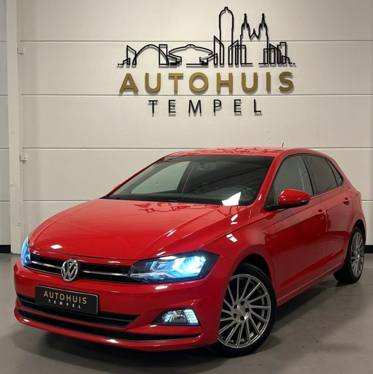 Volkswagen Polo - 1.0 MPI Comfortline Business Airco Cruise Start/Stop Parkeersensoren - AutoWereld.nl