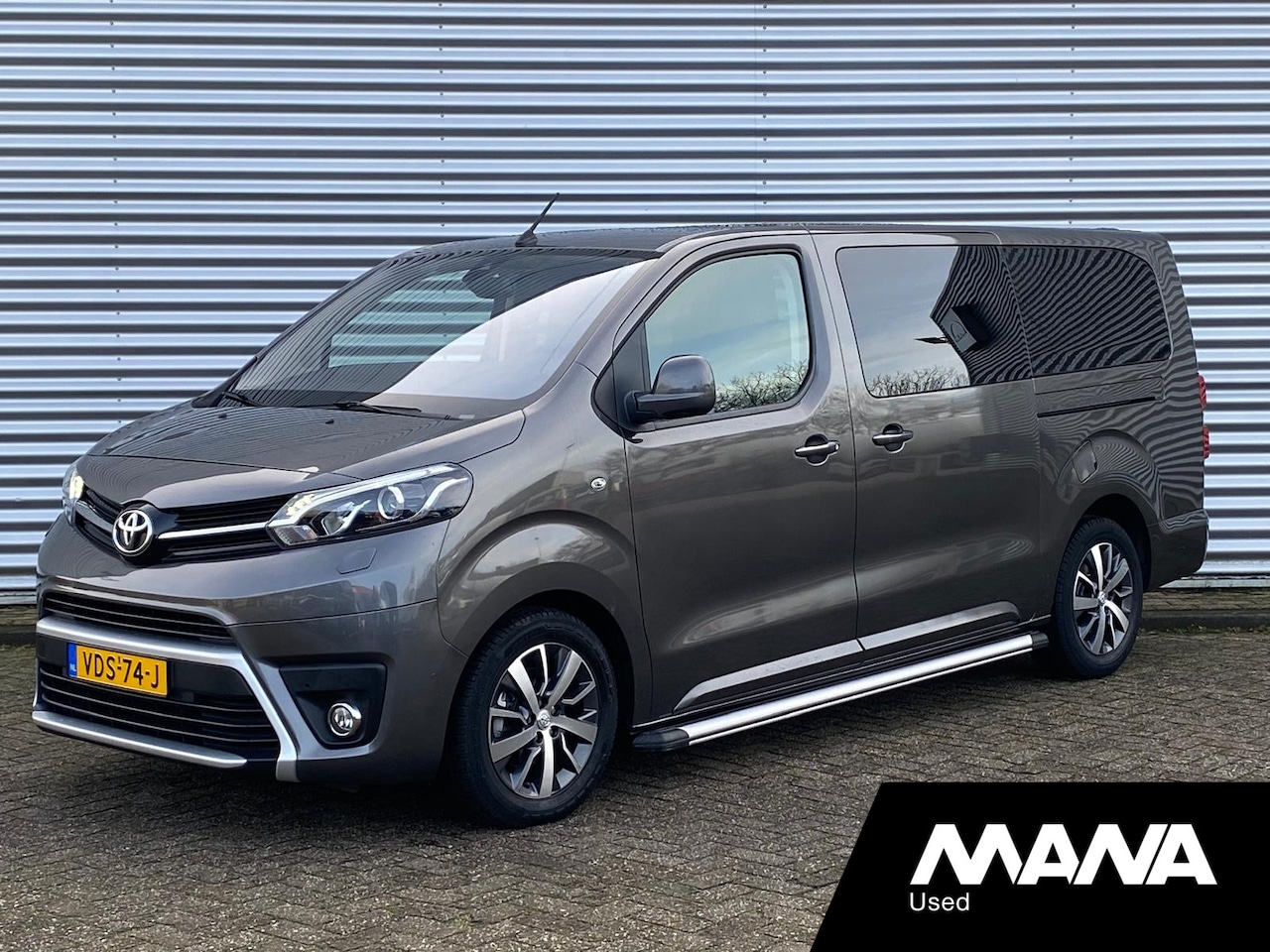 Toyota ProAce Verso - 2.0 D-4D Dynamic L3H1 DC 177PK Automaat Dakraam LM Velgen Cruise 360camera Sensoren Blueto - AutoWereld.nl