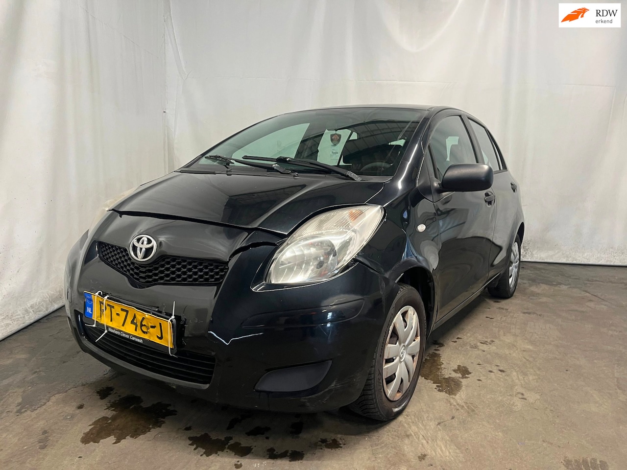Toyota Yaris - 1.0 VVTi Acces - Front Schade - AutoWereld.nl