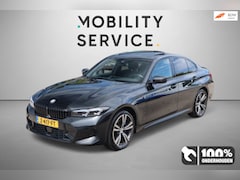 BMW 3-serie - 330e SOH95% M-Pakket Pro Matrix Pano Trekhaak Leder AUT VC Getint