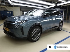 Peugeot e-5008 - GT Exclusive 73 kWh 7p | Fase 3 laden | SOH 99% | Lederen bekleding | Massage | Trekhaak |