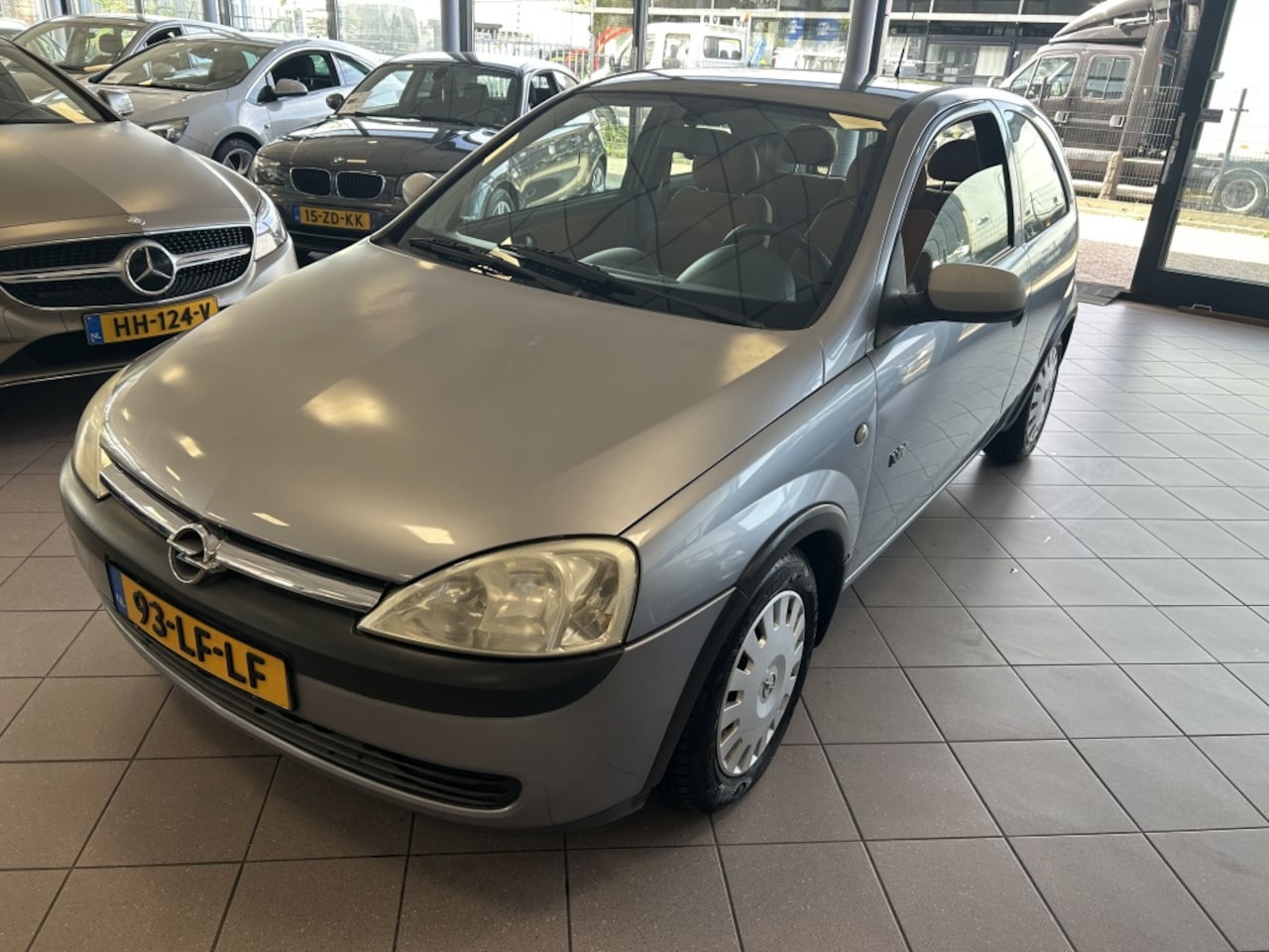 Opel Corsa - 1.2-16V Njoy Eerste Eig NW APK BJ 2002 !!! - AutoWereld.nl
