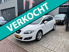 SEAT Leon - 1.2 TSI Reference Trekhaak Airco NAP APK 1 Jaar
