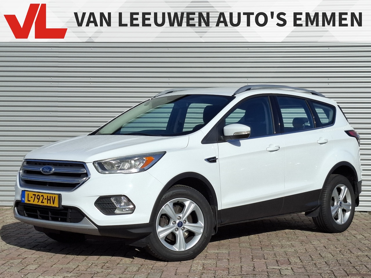Ford Kuga - 1.5 EcoBoost Titanium | Nieuw Binnen! | Navi | Clima | Cruise - AutoWereld.nl