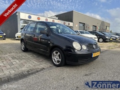 Volkswagen Polo - 1.4-16V