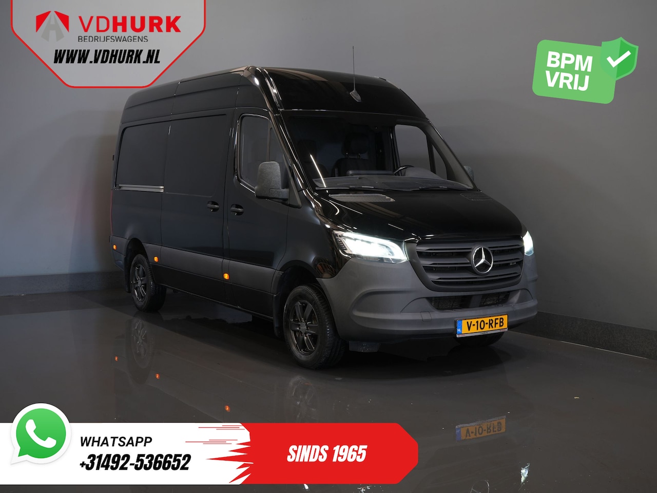 Mercedes-Benz Sprinter - 317 CDI Aut. L2H2 LED/ Gev.Stoel/ Stoelverw./ Standkachel/ Carplay/ Cruise/ Camera/ Trekha - AutoWereld.nl