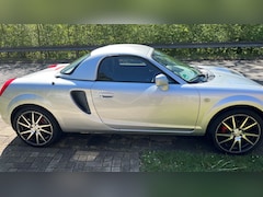 Toyota MR 2 - 1.8-16v VVT-i