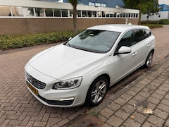 Volvo V60 - 2.4 D5 Twin Engine Lease Edition AUTOMAAT