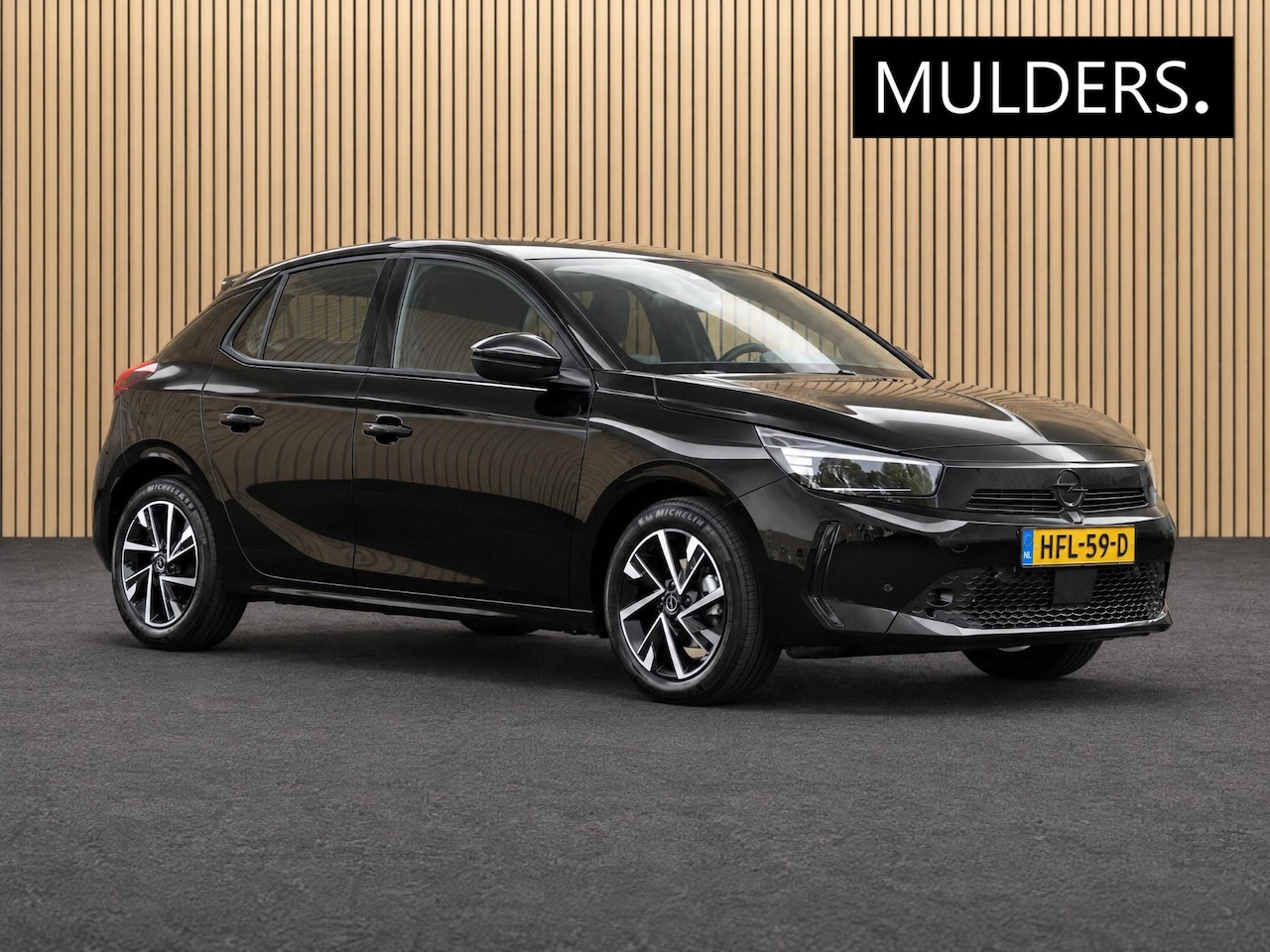 Opel Corsa - 1.2 GS | Navi / Camera / Climate - AutoWereld.nl